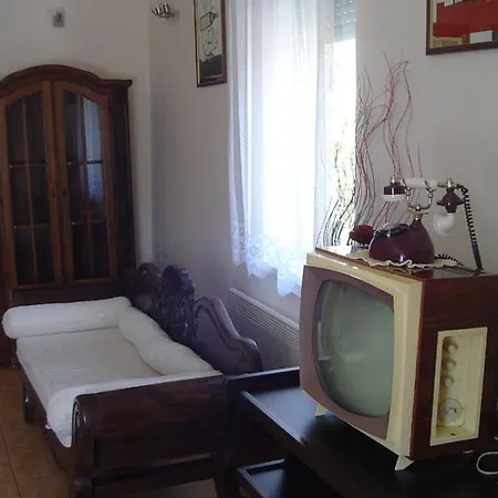 Guest house Everlast 3*