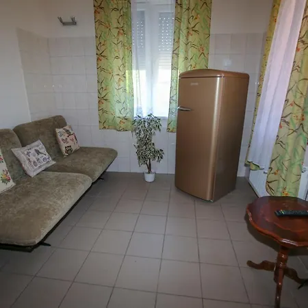 Guest house Everlast Sturovo