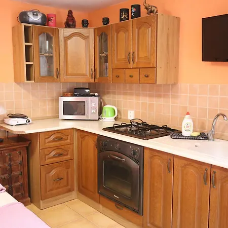 Everlast Gæstehus Štúrovo